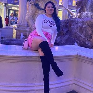 Meet your Posher, Josefina